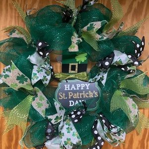 St Patrick’s day mesh wreath